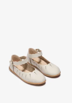 Sapatos De Cerimónia-Conguitos Bailarinas Com Ondas De Fivela Bege
