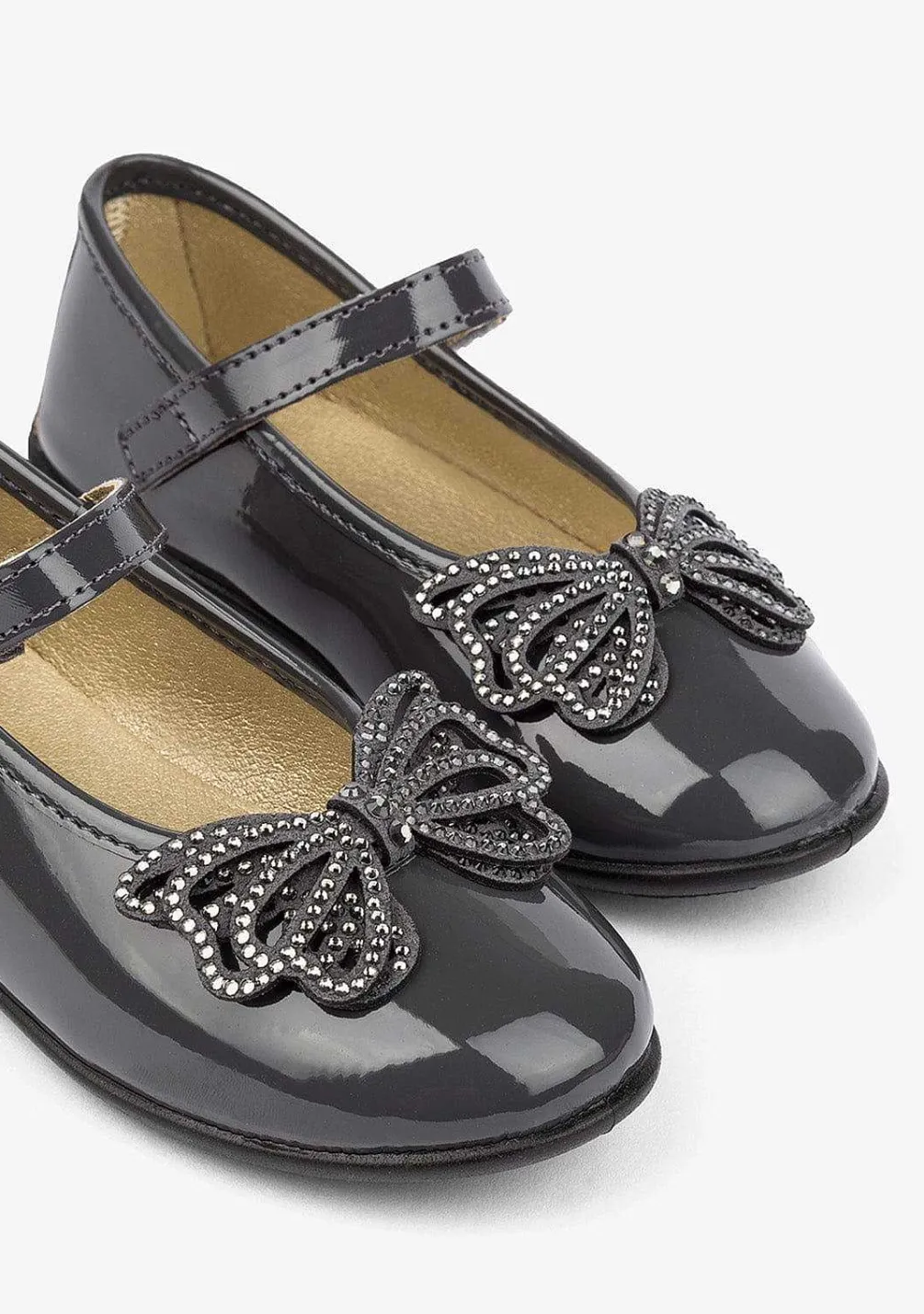 Sapatos Rasos-Conguitos Bailarinas Femininas Envernizadas Cinza Com Strass Em Arco