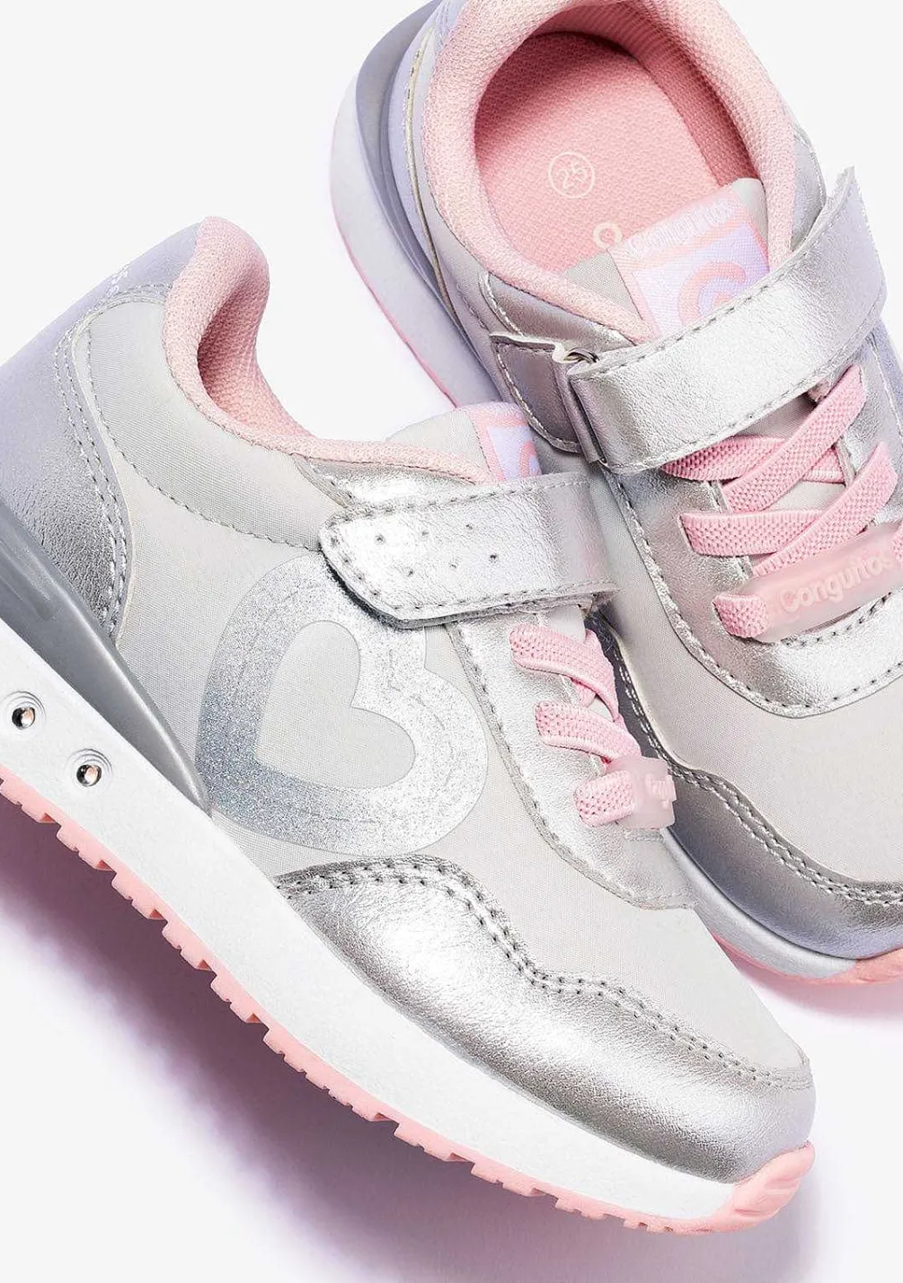 Tênis Com Luzes-Conguitos Tênis Feminino Coracao Prateado Com Luzes