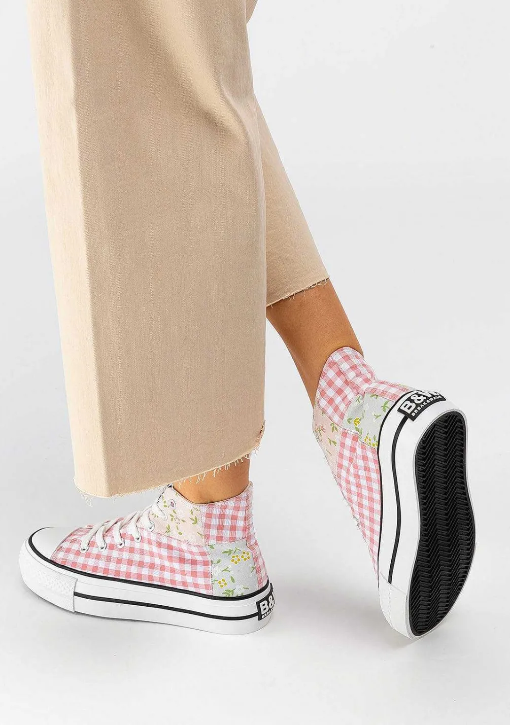 Tênis Casuais-Conguitos Tênis Feminino Flores Vichy Hi-Top Lona Preto E Branco