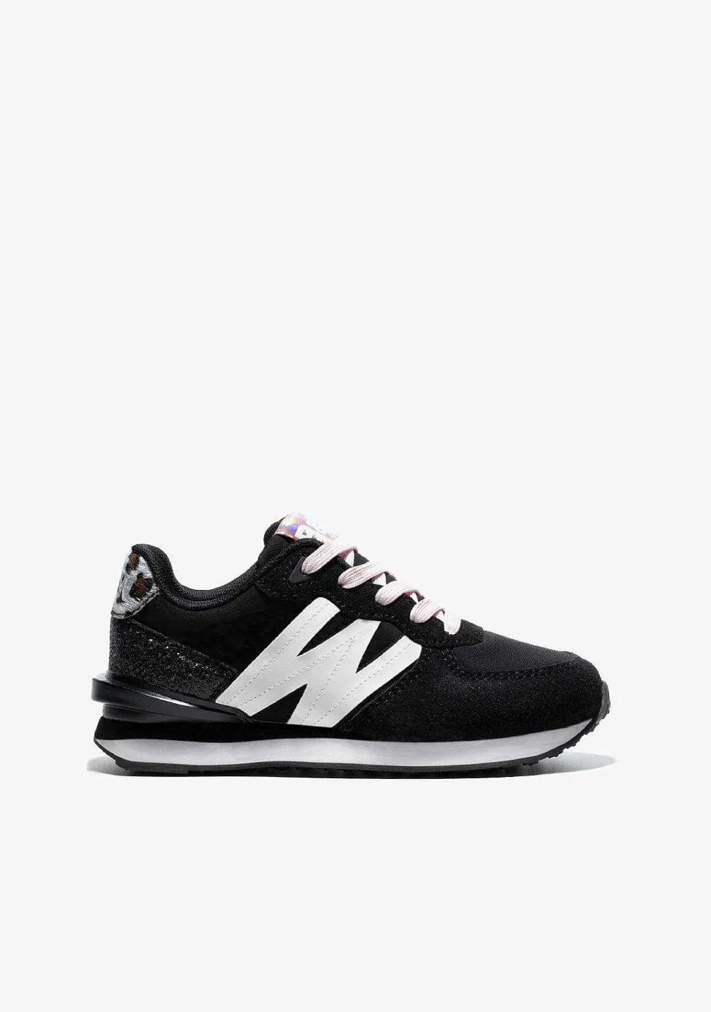 Tênis Casuais-Conguitos Tênis Feminino Preto Com Logo Preto E Branco